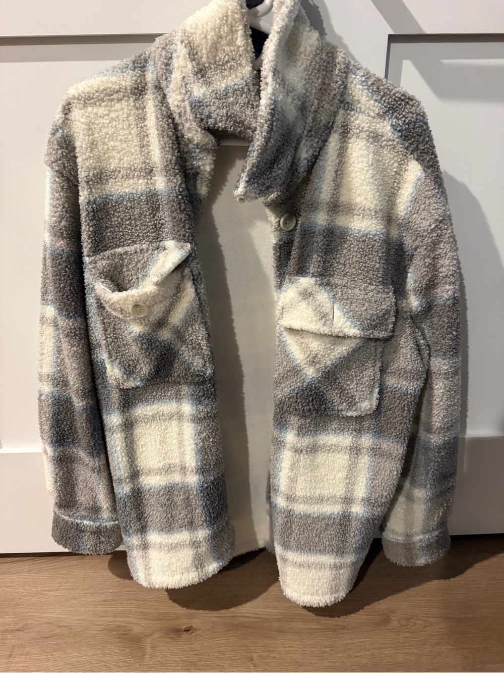 Abercrombie Women’s Sherpa Jacket